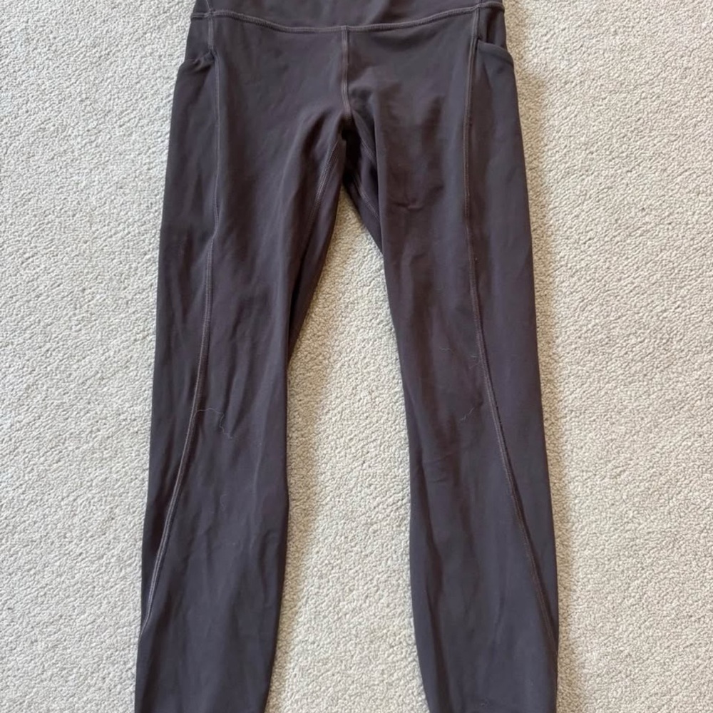 Lululemon Align High-Rise Pant with Pockets 28". Size 6. Colour - Espresso.